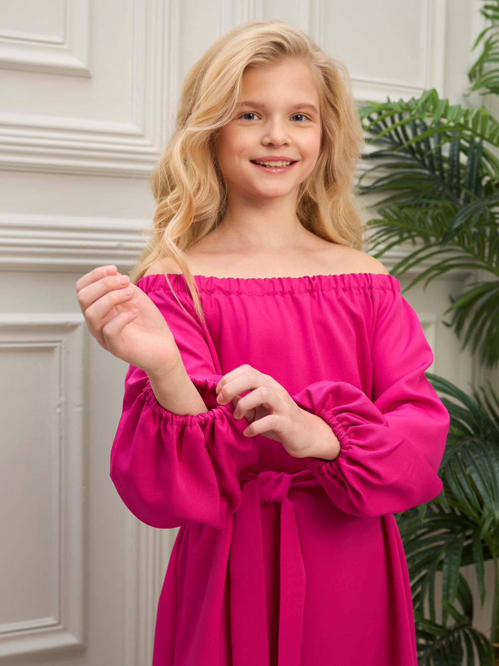 Платье нарядное для девочки фуксия