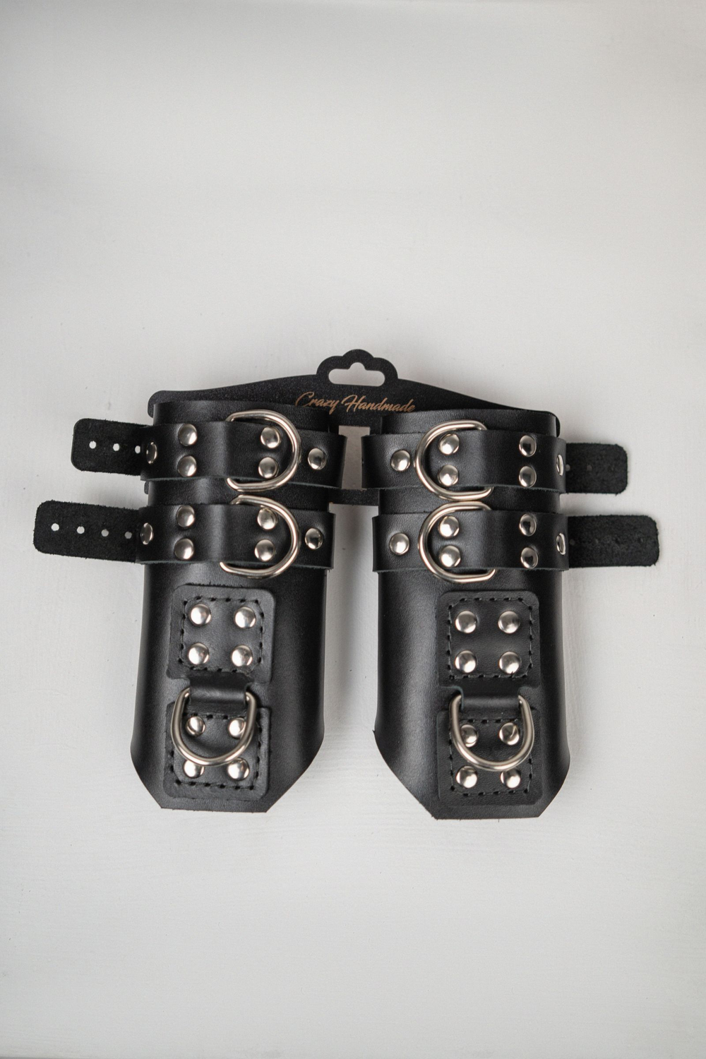 Черные высокие кожаные наручники для подвешивания (Цвет: черный)