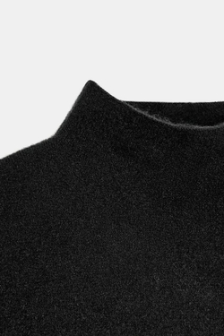 ZARA ТРИКОТАЖНЫЙ ТОП АСИММЕТРИЧНОГО КРОЯ, ЧЕРНЫЙ