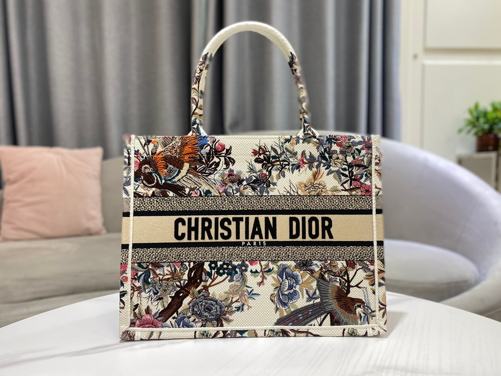Christian Dior Book Tote 36 cm