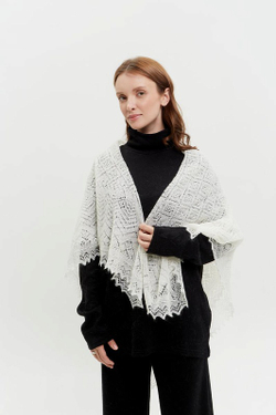 Оренбургский пуховый платок П3-120-01 белый отбеленный