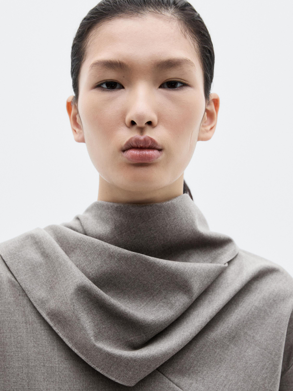 Massimo Dutti Блузка со шнуровкой на воротнике - Limited Edition, серый