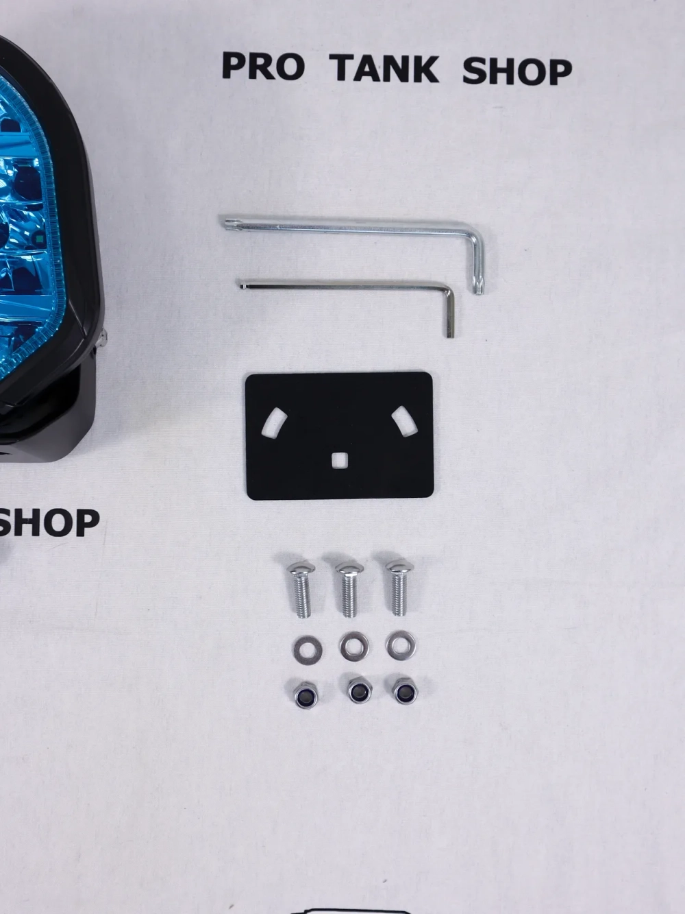 Фара AURORA ALO-P-R-7-R15Y-AW 7″ 270W c подсветкой корпуса (ДХО) Янтарный + Белый 1 шт.