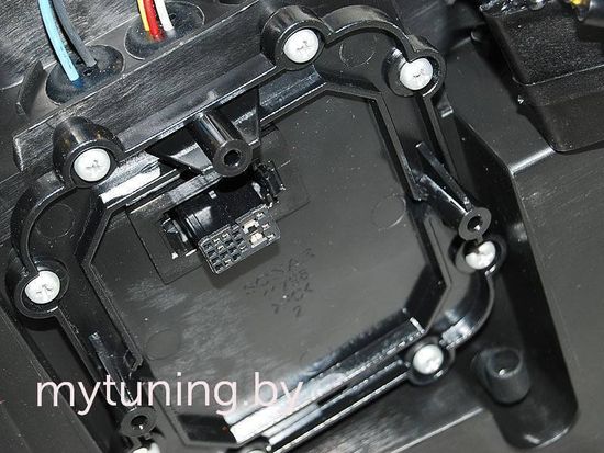 Передние фары xhenon black для Mercedes S W220