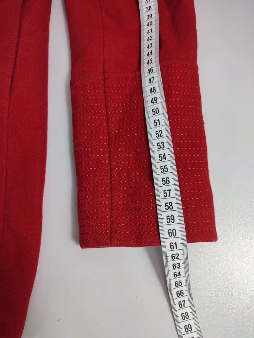 Пальто яркого цвета 42/44 размер