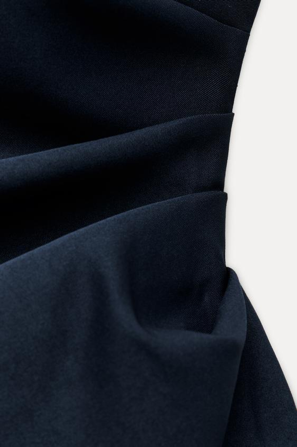 ZARA ПЛИССИРОВАННЫЙ ТОП АСИММЕТРИЧНОГО КРОЯ, МОРСКОЙ СИНИЙ