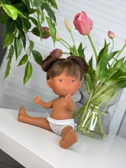 Кукла Nines виниловая 30см PIPPA LATINA без одежды (2899WL3)