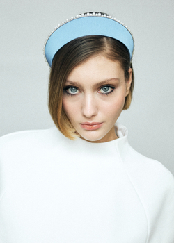 Кокошник голубой с жемчужным декором