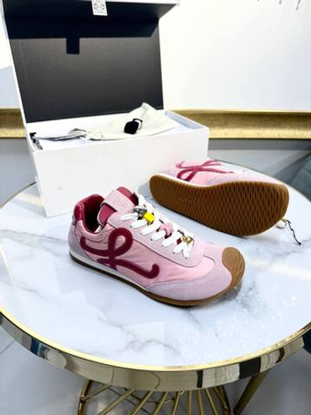 Кроссовки Loewe