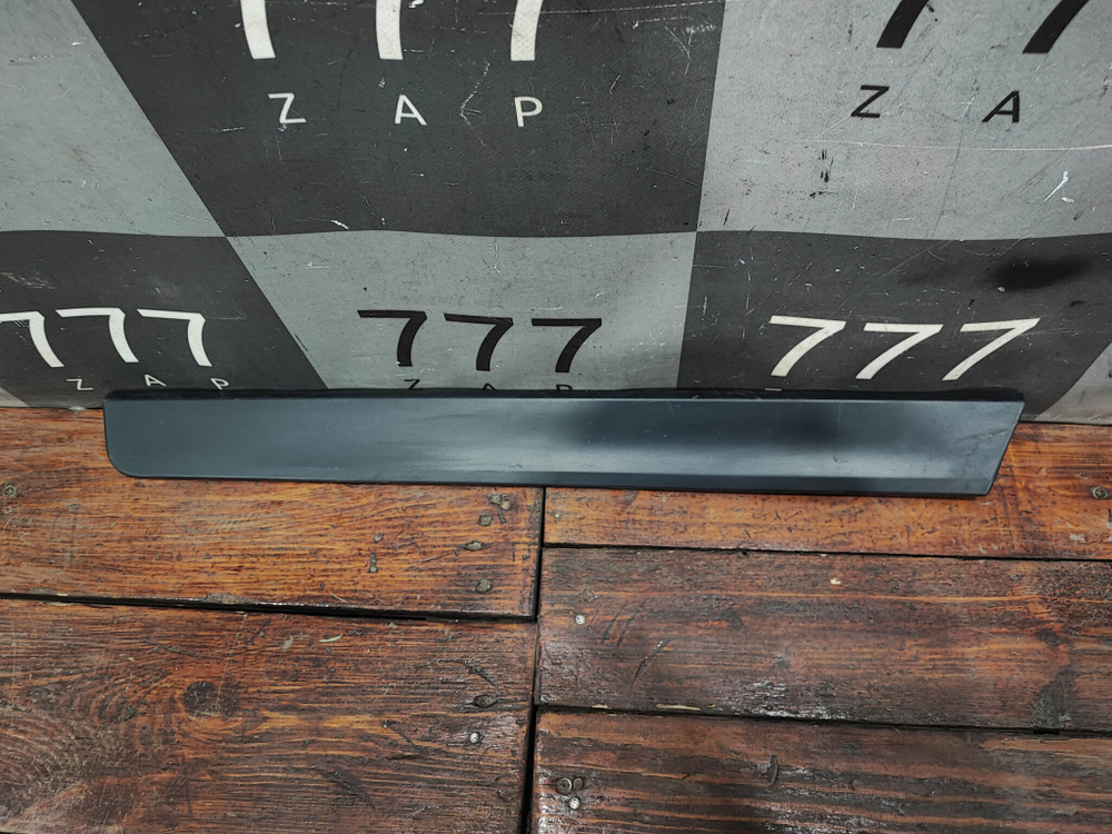 Накладка двери задней правой Nissan X-Trail 3 (T32) 13-23 Б/У Оригинал 828764CM1B