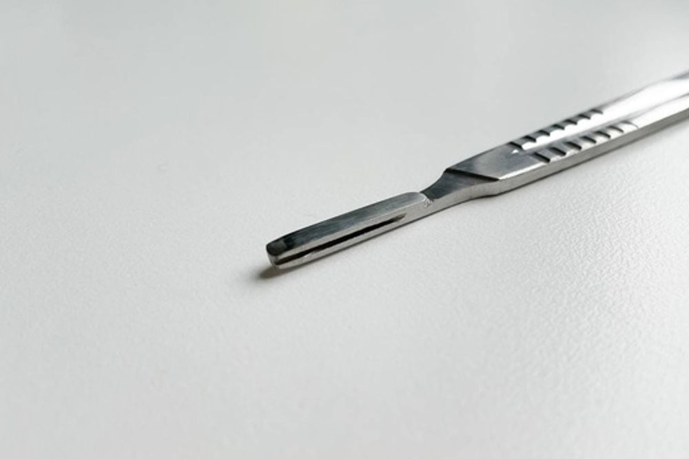 Ручка для скальпеля большая 130мм (P-71)