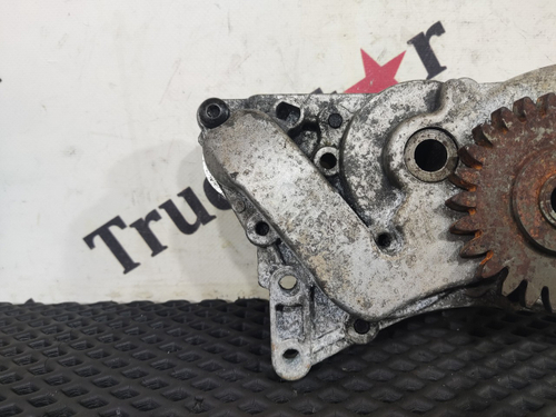 Насос масляный