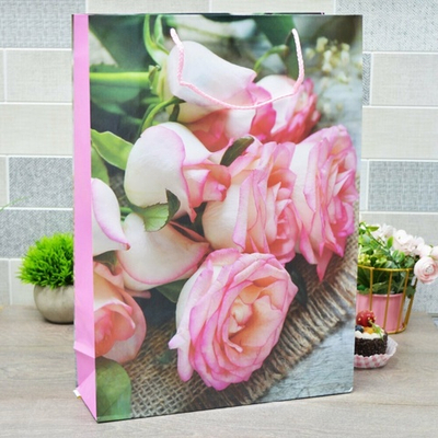 Пакет бумажный 32*45*11см с ручками "Цветы" микс