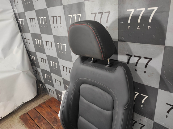 Сиденье переднеее правое Chery Tiggo 4 Pro 20-нв Б/У Оригинал 402004961AAABK