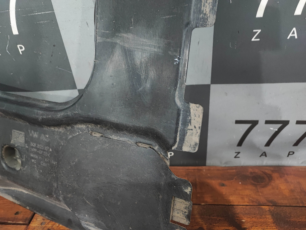 Защита днища Volkswagen Tiguan 2 16-нв Б/У Оригинал 5QF825101A