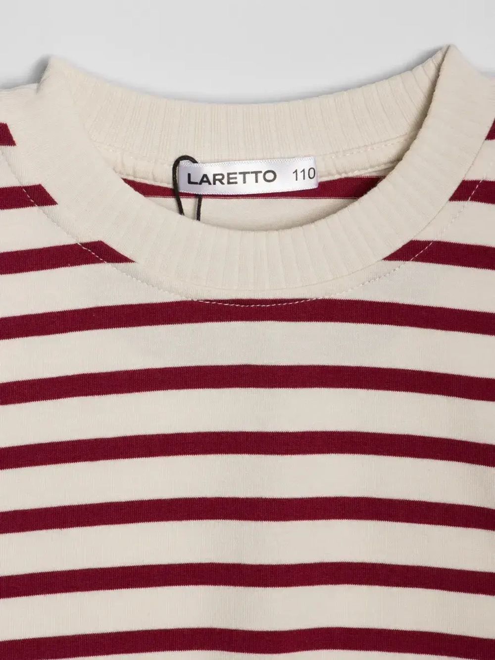 Костюм для девочки в полоску с леггинсами