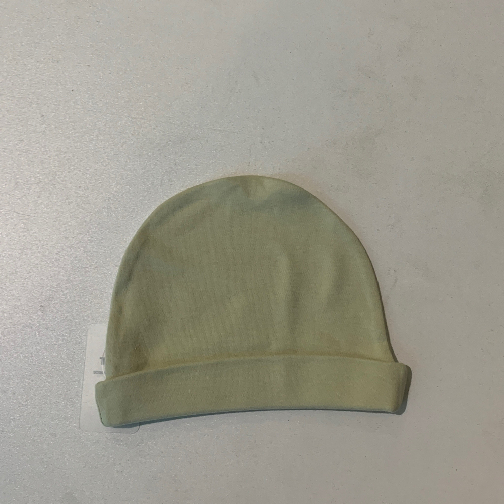 Шапочка с отворотом HUGS AND KISSES (RANT)