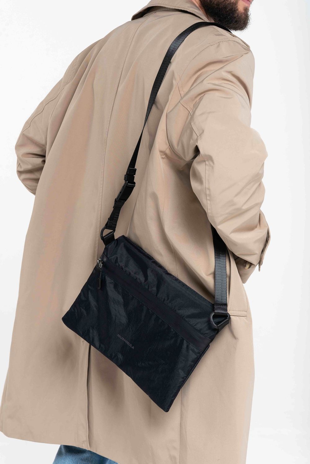 Сумка Mushmula F2 Сакош кросс-боди средняя ЭМ щит черная