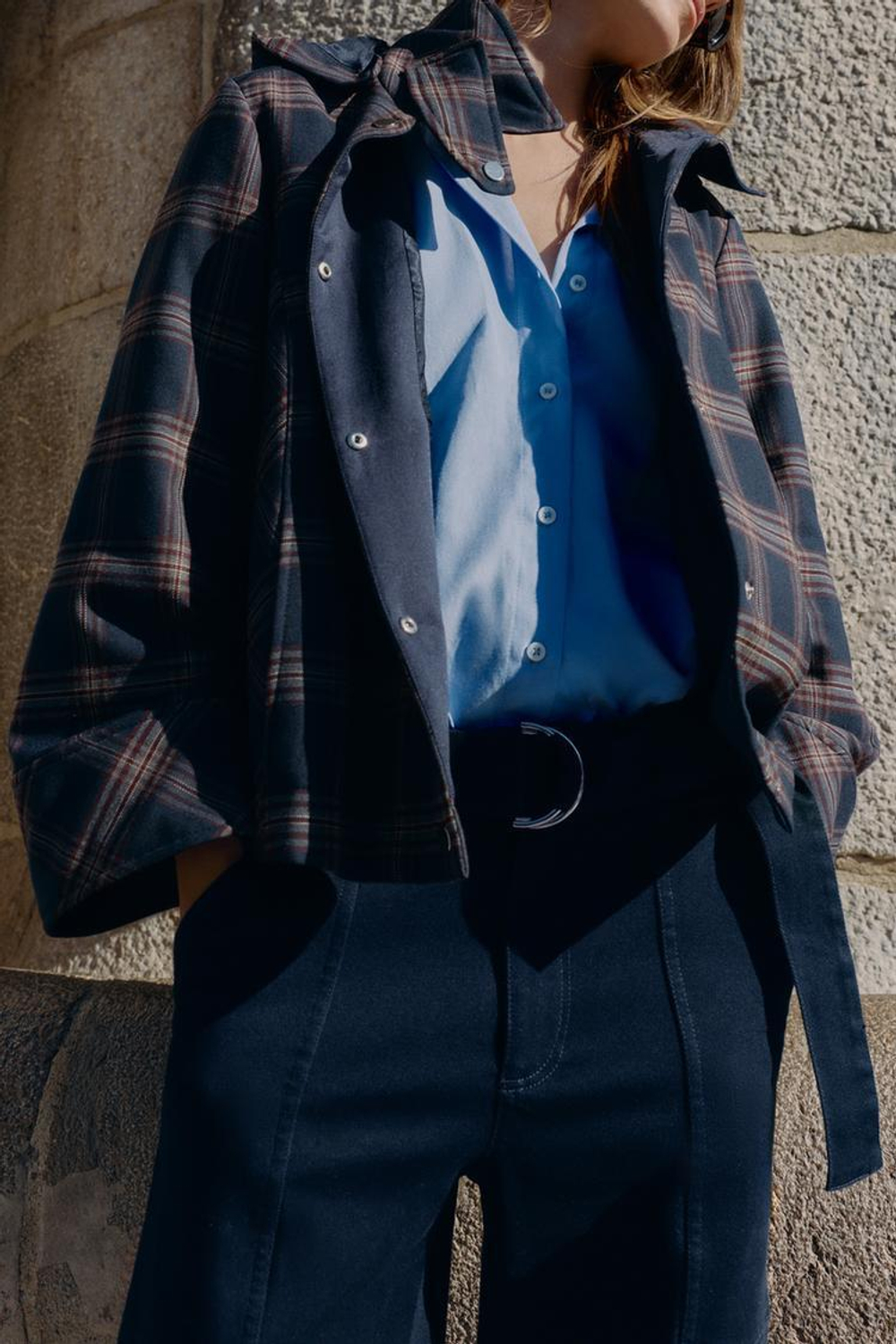 ZARA СТЕГАНАЯ КУРТКА В КЛЕТКУ С КАПЮШОНОМ, КРАСНЫЙ/ТЕМНО-СИНИЙ