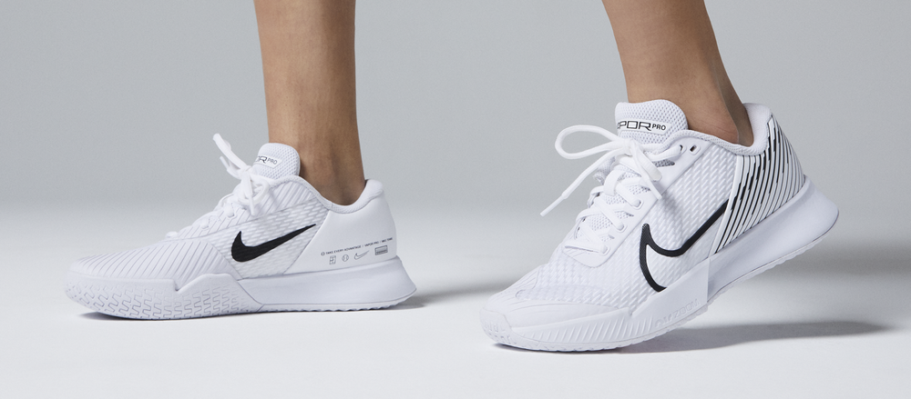 Женские Кроссовки теннисные Nike Zoom Vapor Pro 2 HC - white/black/pure platinum