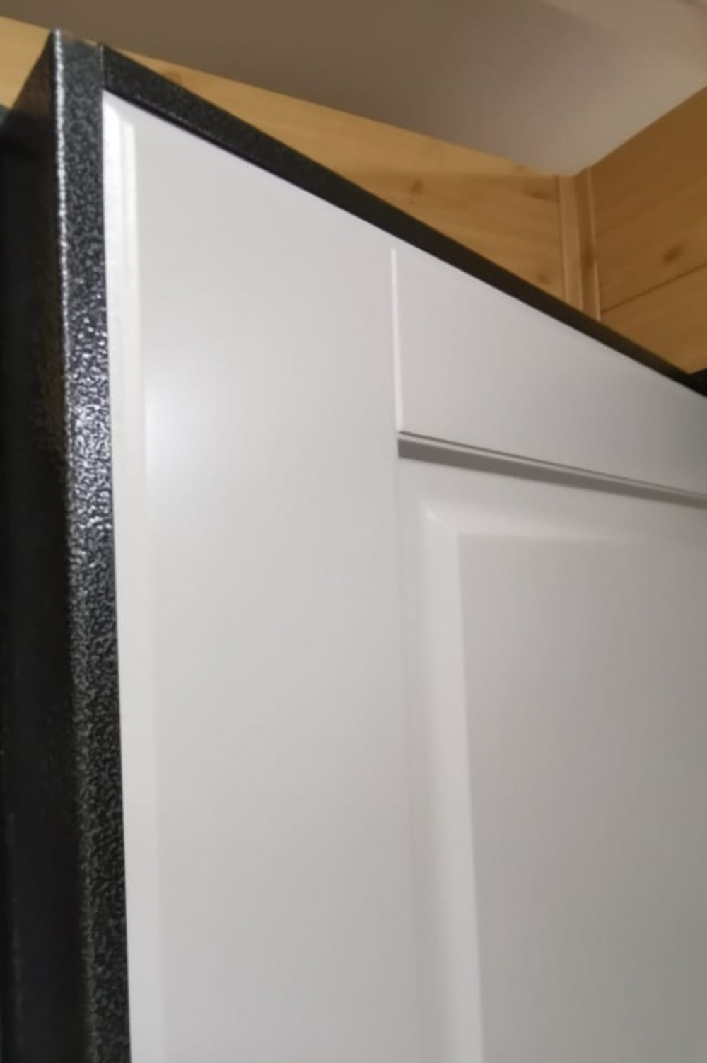 Входная дверь Тефлон 3К черный кварц / Стокгольм белый матовый, без текстуры. ТМ Заводские двери, г.Йошкар-Ола