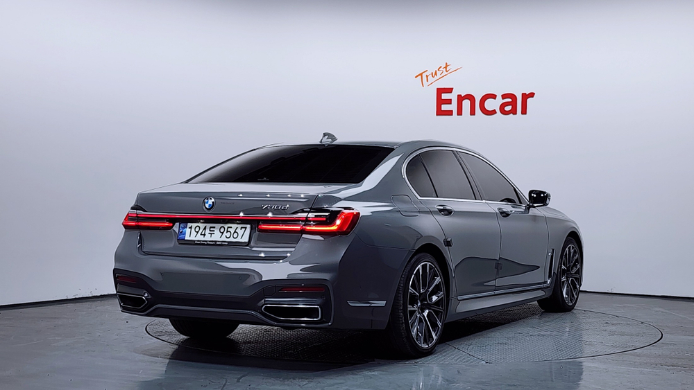 BMW 7 серии (G11) 730d xDrive M Sport