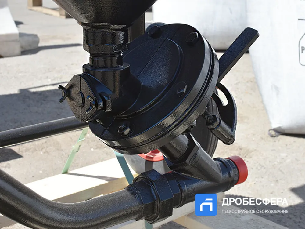 Пескоструйный аппарат PST-PS-160-2 с шиберным дозатором