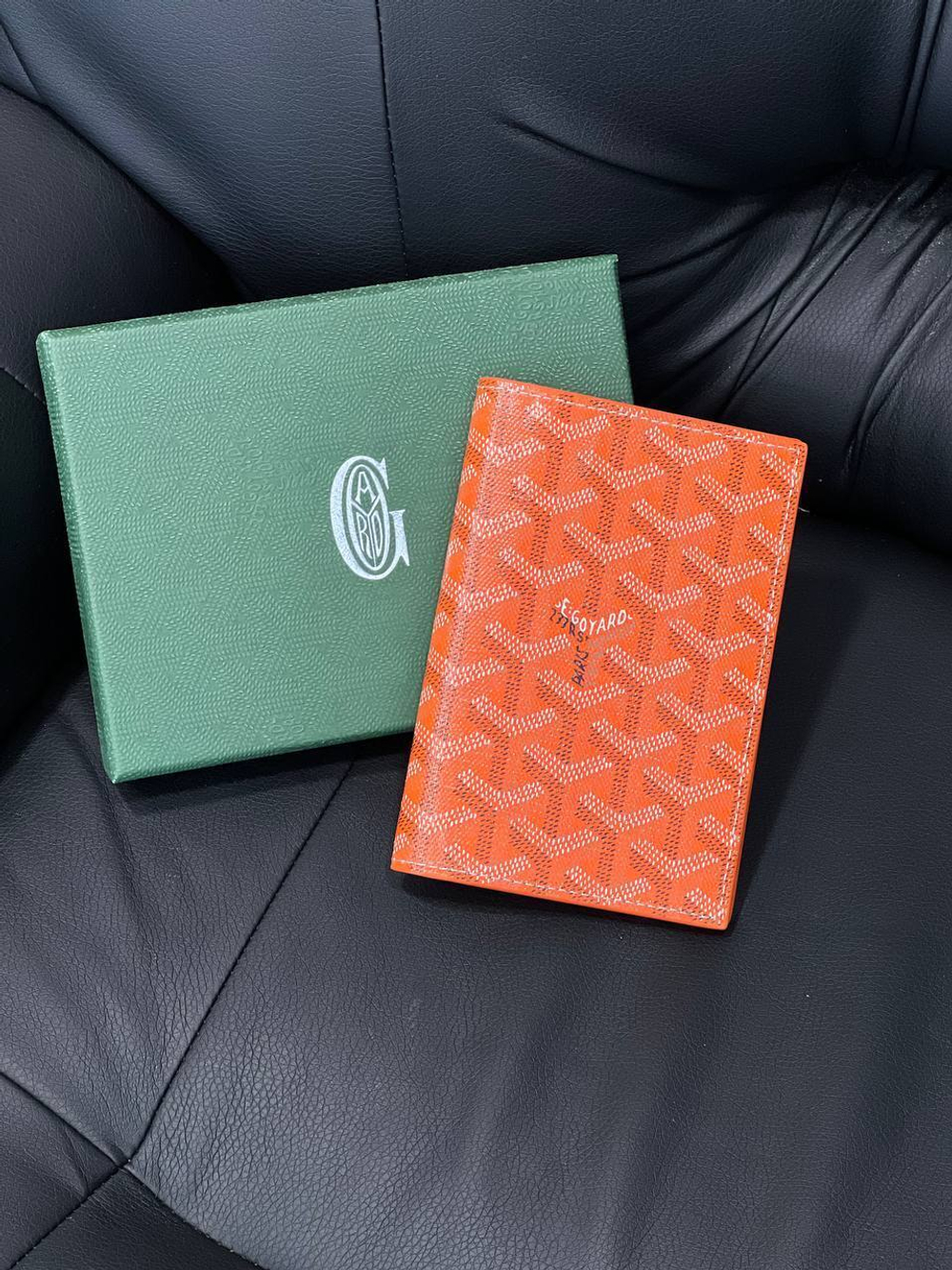Обложка на паспорт  GOYARD