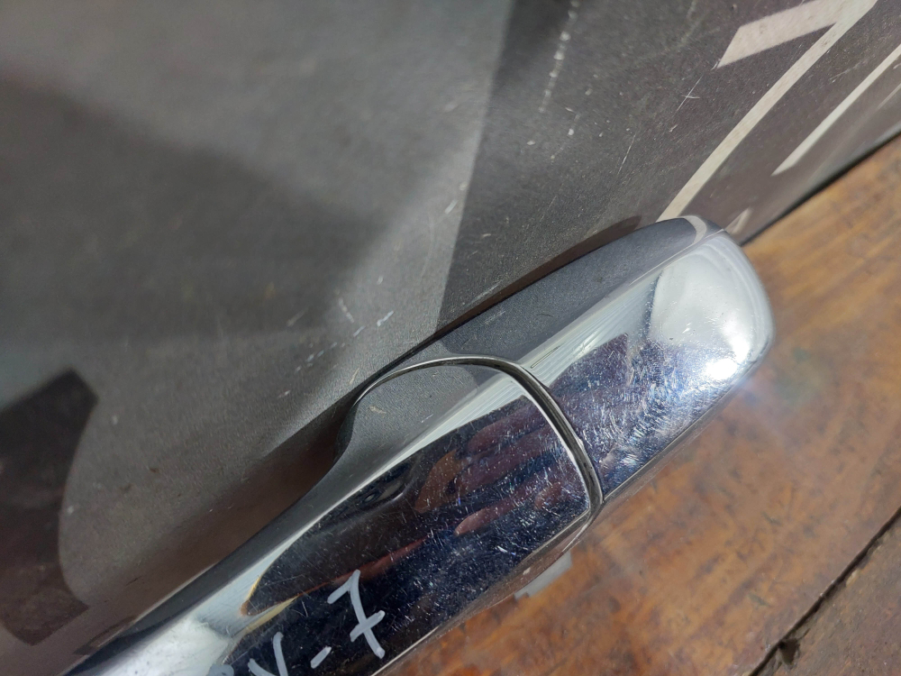 Ручка двери задней правой Mazda CX-7 06-12 Б/У Оригинал EG2258410B