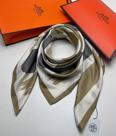 Щёлковый платок HERMES