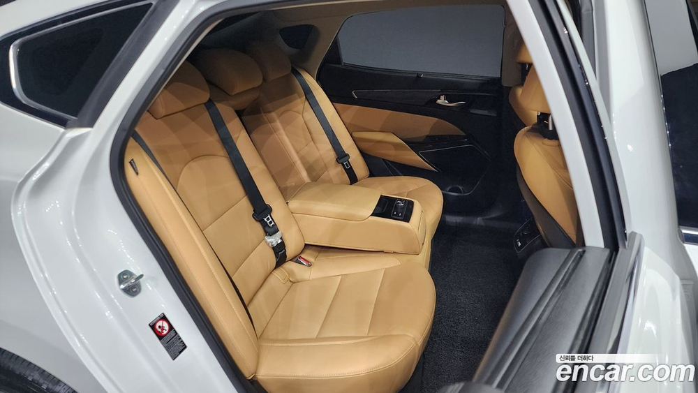Kia K7 (Cadenza) Premier Hybrid Noblesse (11.2019)