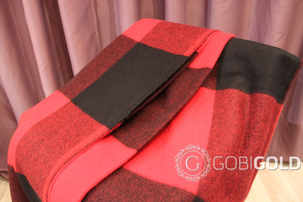 Плед из 100% кашемира 150x200 см. (GOBI Cor.) - красно-черный