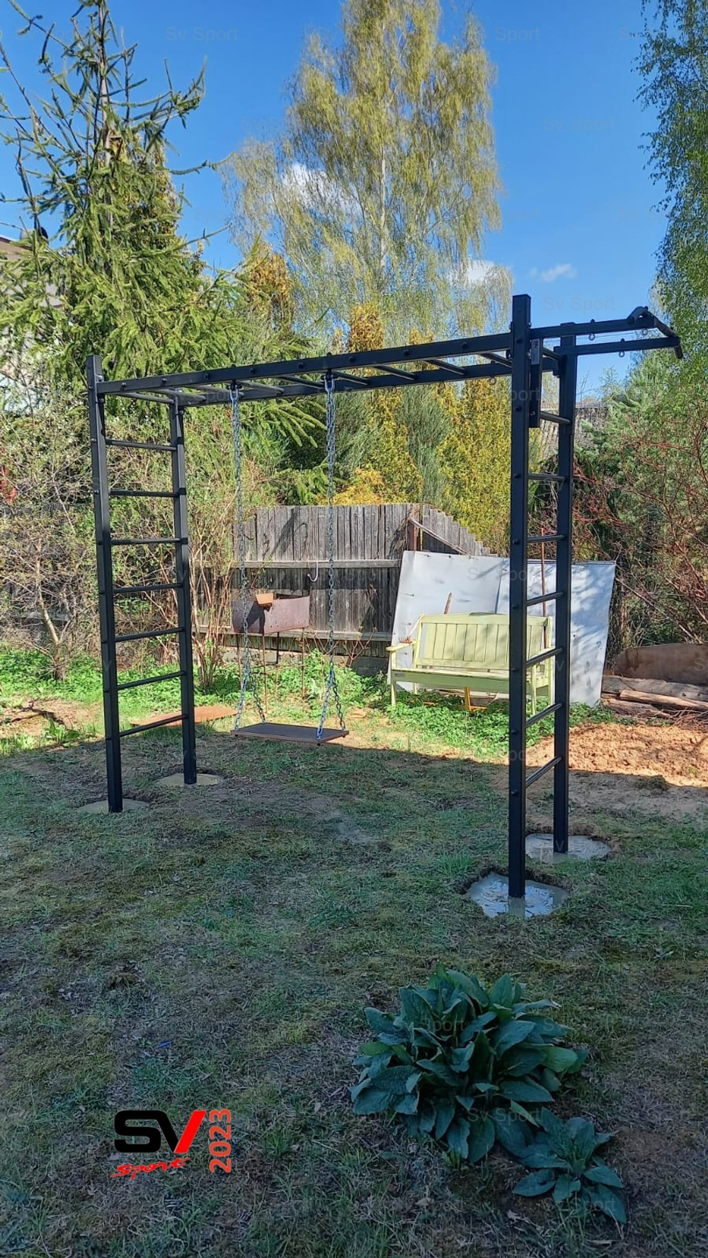 Монтаж уличной шведской стенки Sv Sport Рукоход (4 вертикальных столба)