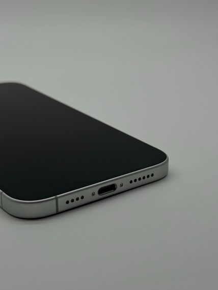 iPhone 16 Plus 128Gb White