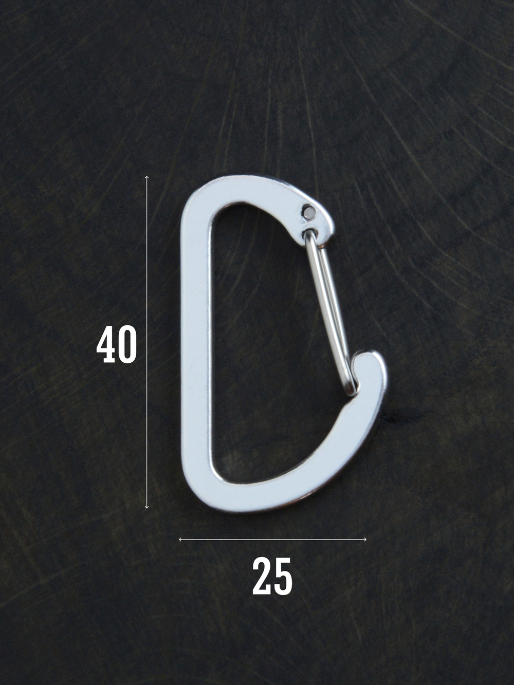 В АССОРТИМЕНТЕ 5 карабинов вспомогательных до 8 кг алюминий 40х25 мм