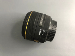 Sigma AF 30mm 1.4 EX DC HSM Canon