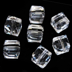 Бусина "Кубик" горный хрусталь асс.