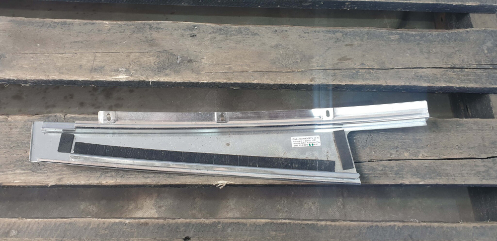 Накладка двери задней правой Mercedes S (W222)  Б/у Оригинал A2226901087