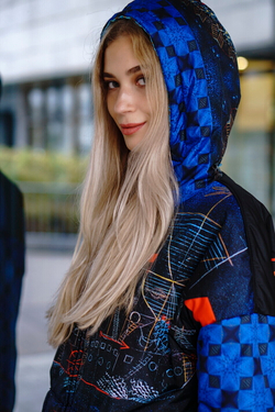 Двусторонняя куртка, о мотивам живописи Пауль Клее и знаменитого трактата Андреаса Целлариуса "Гармония Макрокосмоса"