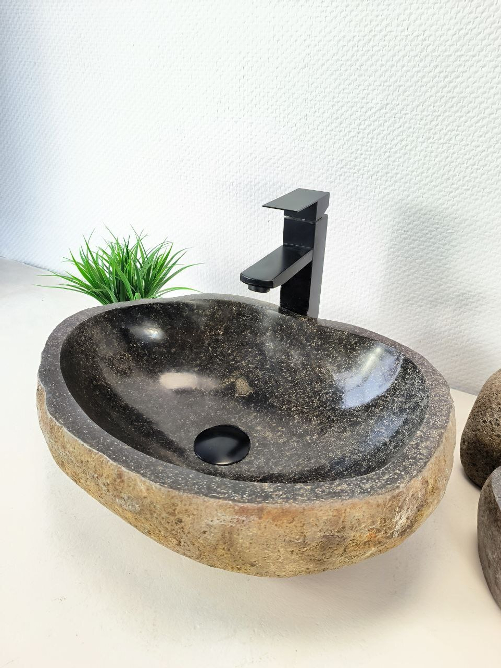 Раковина из речного камня RS-65995 46х33х15 из натурального камня