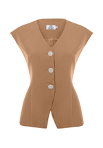 Жилет с крупными пуговицами