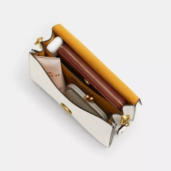 COACH СУМКА ЧЕРЕЗ ПЛЕЧО TABBY CHAIN, БЕЛЫЙ