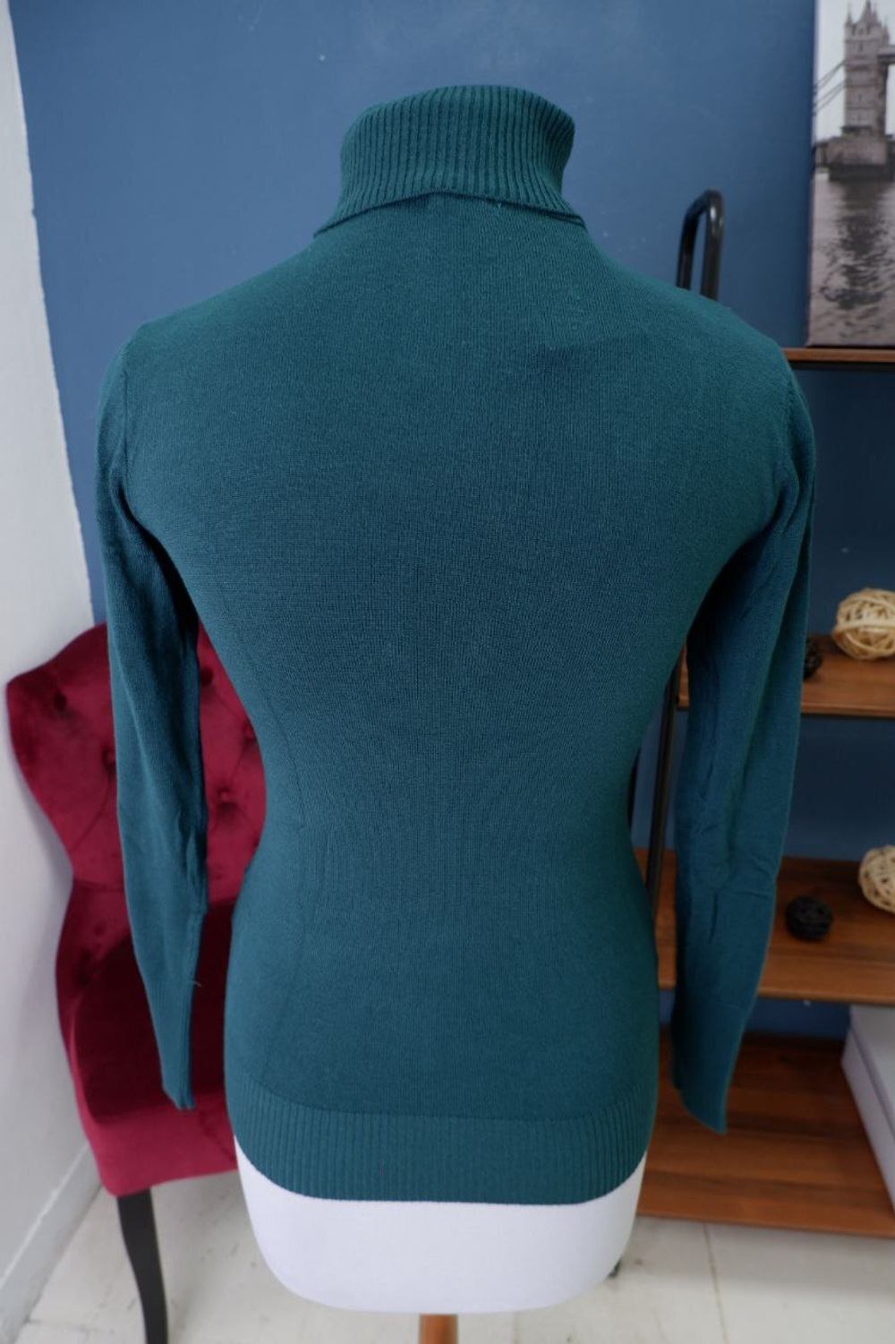 Джемпер Incity однотонный 40 размер