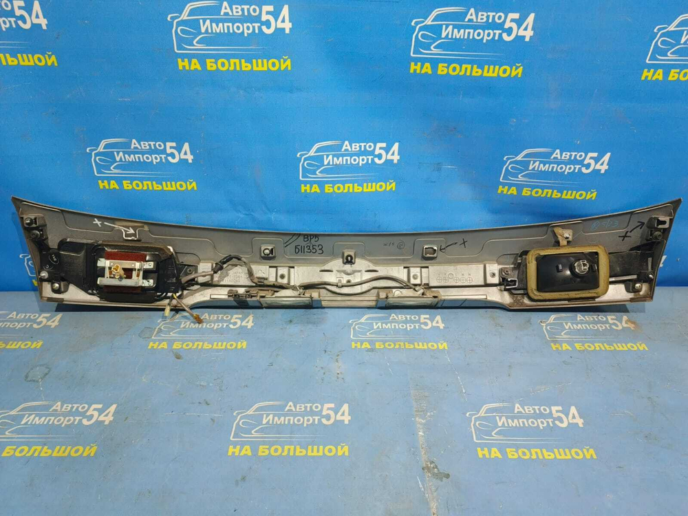 Вставка в багажник центральная SUBARU LEGACY 2006-2009