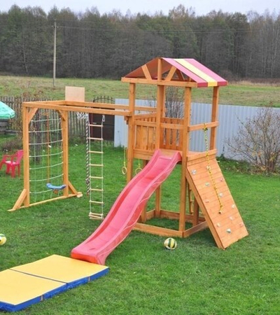 Детская деревянная площадка  для дачи «Мадрид 8»