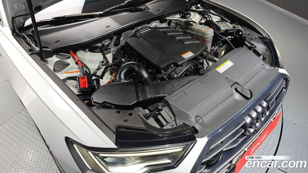 Audi A6 (C8) 45 TFSI Quattro Premium (03.2020)