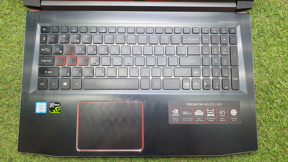 Ноутбук Acer i7-8/8Gb/GTX 1060 6Gb/144Hz/Predator Helios 300 PH315-51-71FS/Windows 10