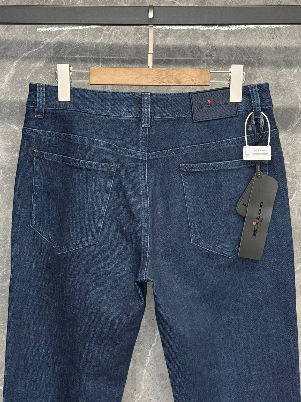 Джинсы Kiton