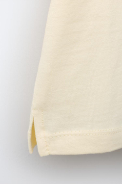 ZARA ОДНОТОННАЯ ФУТБОЛКА, КРЕМОВЫЙ