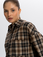 Рубашка в мелкую клетку